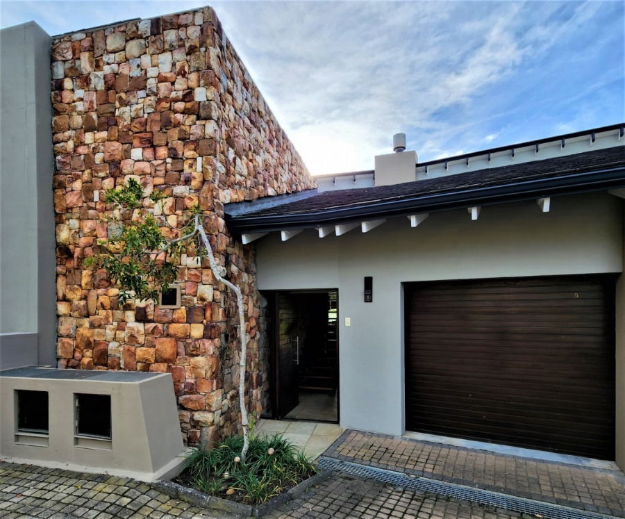 To Let 2 Bedroom Property for Rent in Oubaai Western Cape